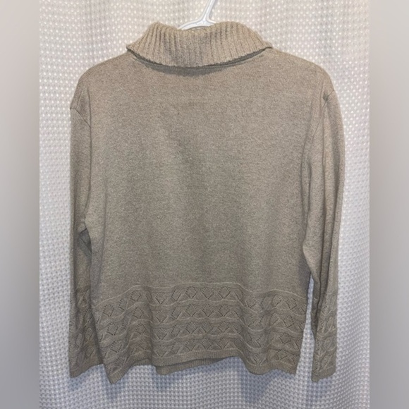 Women’s Cazza petite‎ vintage light knitted turtle neck beige sweater medium - Picture 10 of 11
